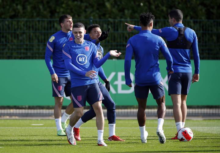 阿尔巴尼亚选手连胜两场,攻势如火 阿尔巴尼亚选手连胜两场,攻势如火