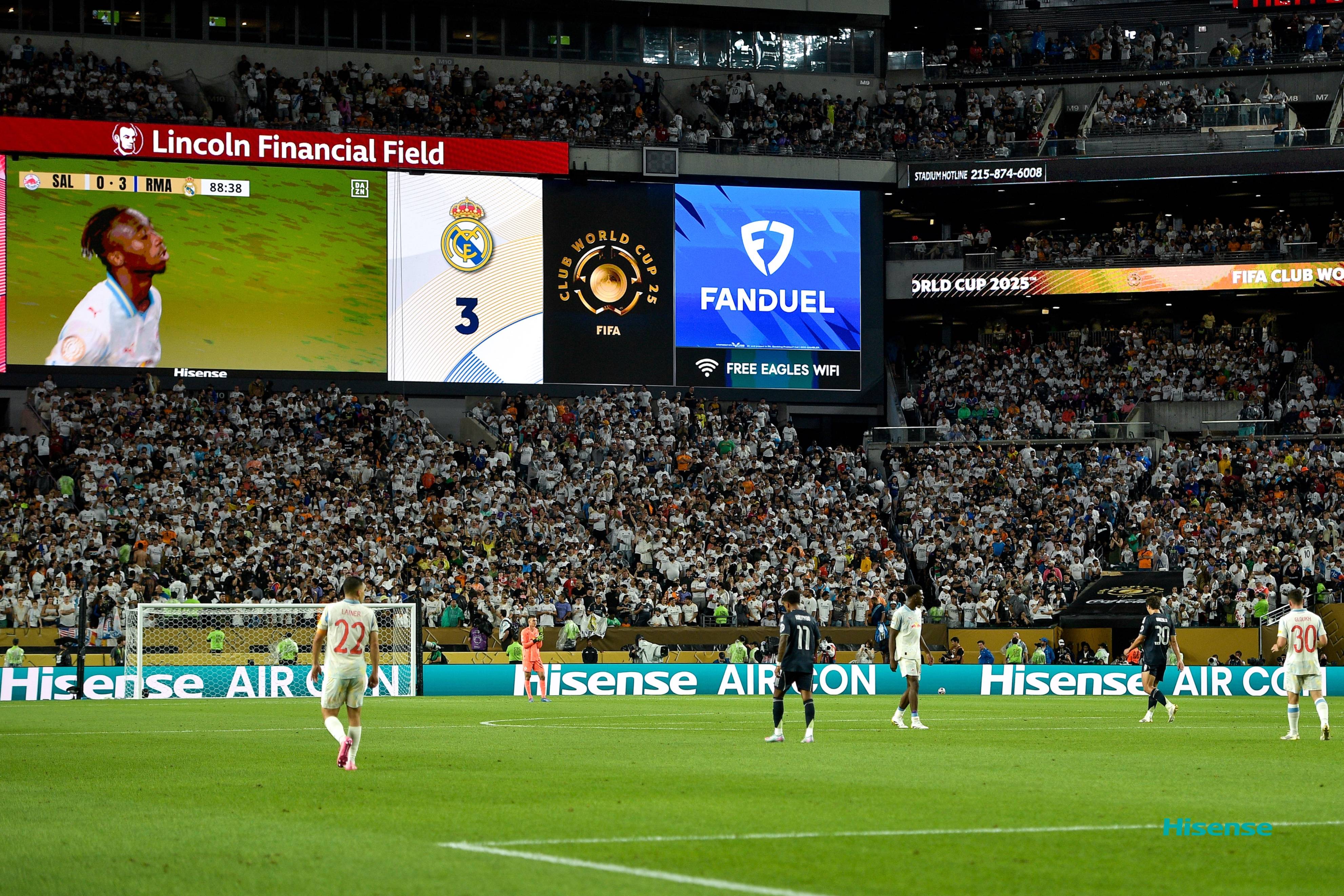 包含巴黎再战尤文图斯，豪取欧冠三连胜的词条