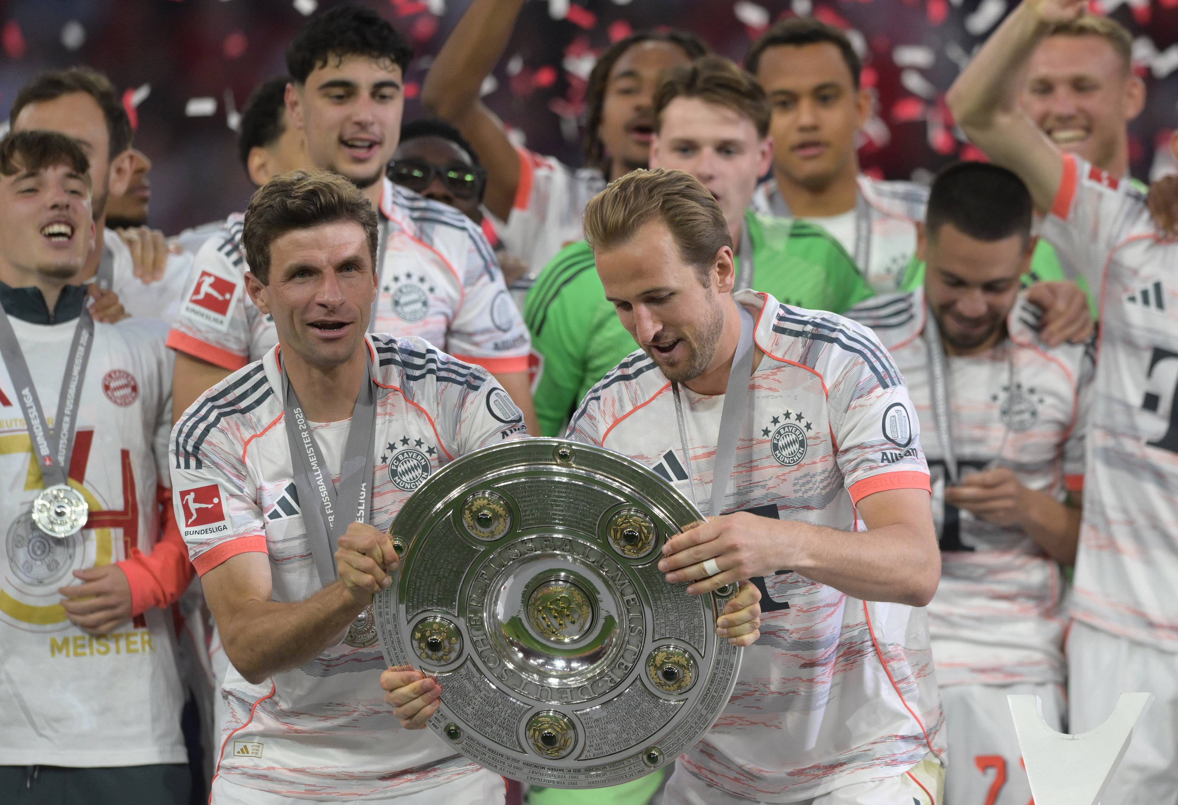 多特蒙德险胜阿贾克斯，取得胜利