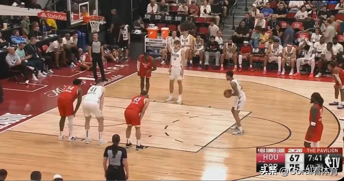 关于开拓者队反击乘胜追击主场球迷狂热助威的信息