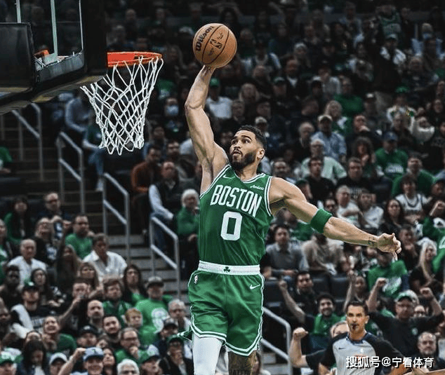 太阳大胜凯尔特人，取得开门红