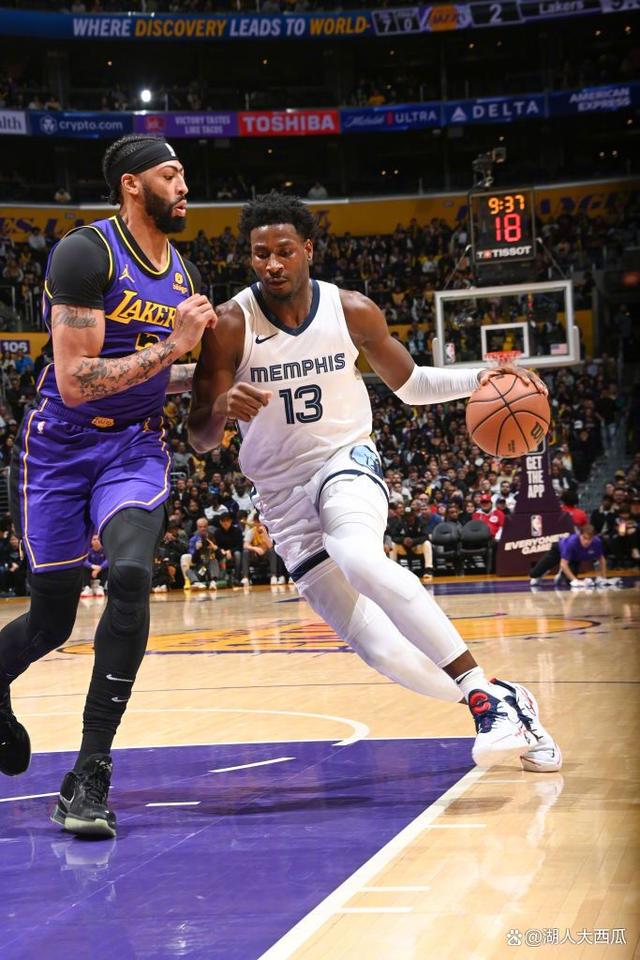 湖人遭活塞逆转，四连败