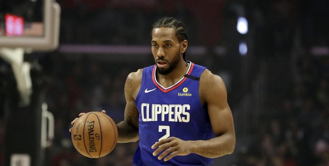 快船险胜猛龙,莱昂纳德仍居一哥 快船险胜猛龙,莱昂纳德仍居一哥