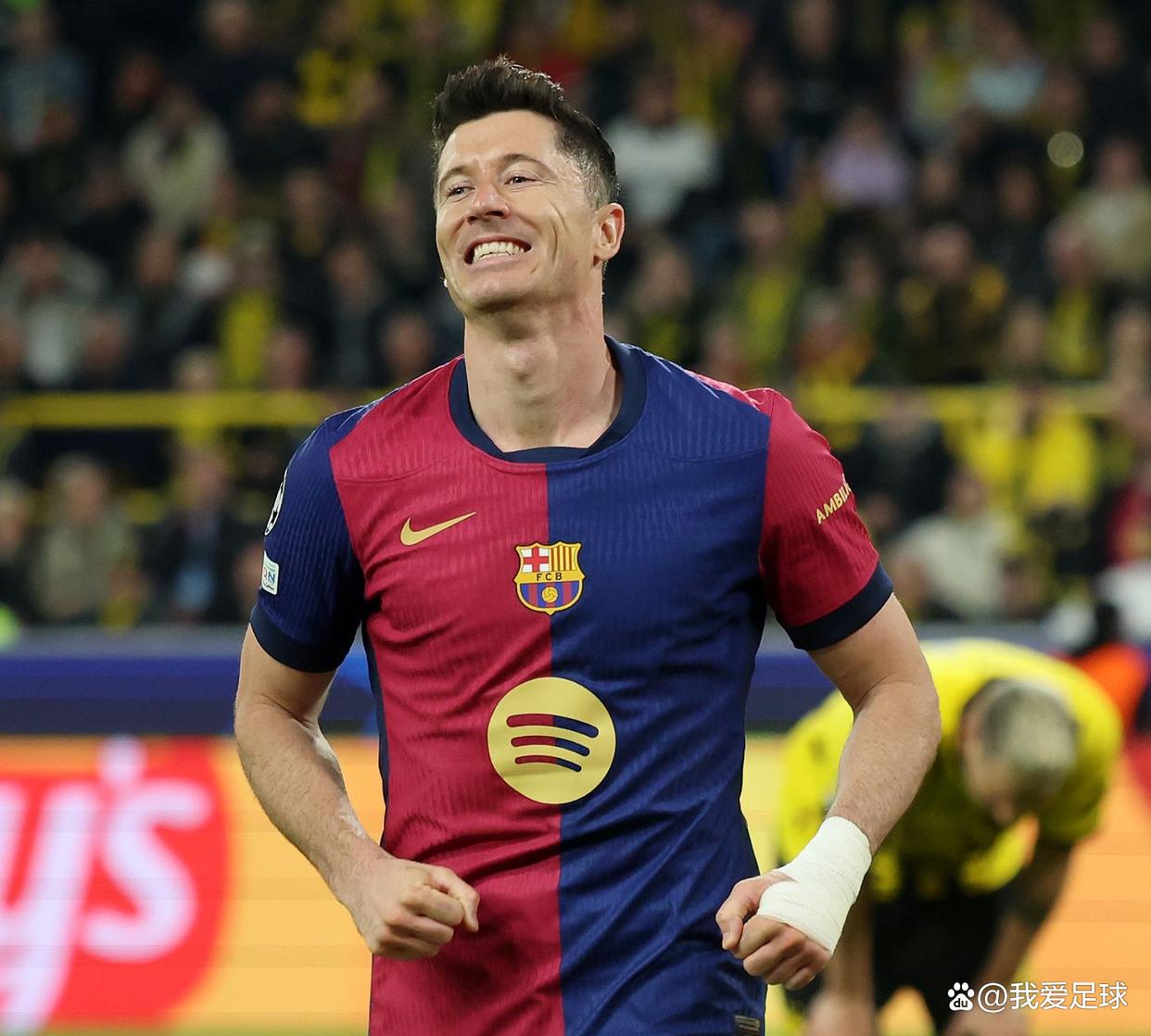 阿根廷完胜多特蒙德，莱万带队取胜