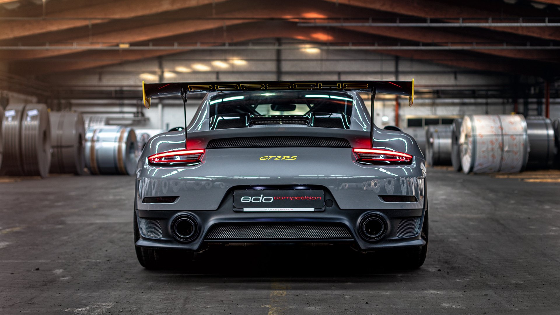 拜仁稳稳拿下波兰，苏亚雷斯成为关键先生—一场战术与意志的胜利